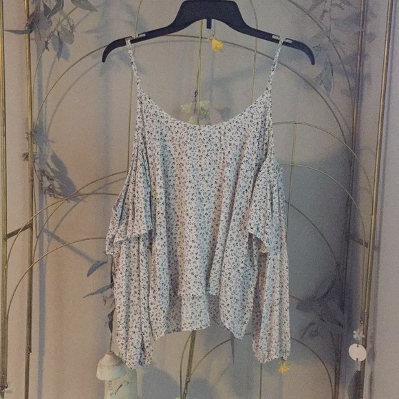 Abercrombie floral print shoulder cut out top - Picture 5 of 6